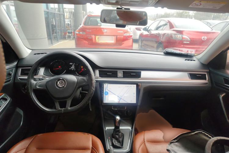 Used Volkswagen Bora 2017 1.6L Automatic Fashion Model