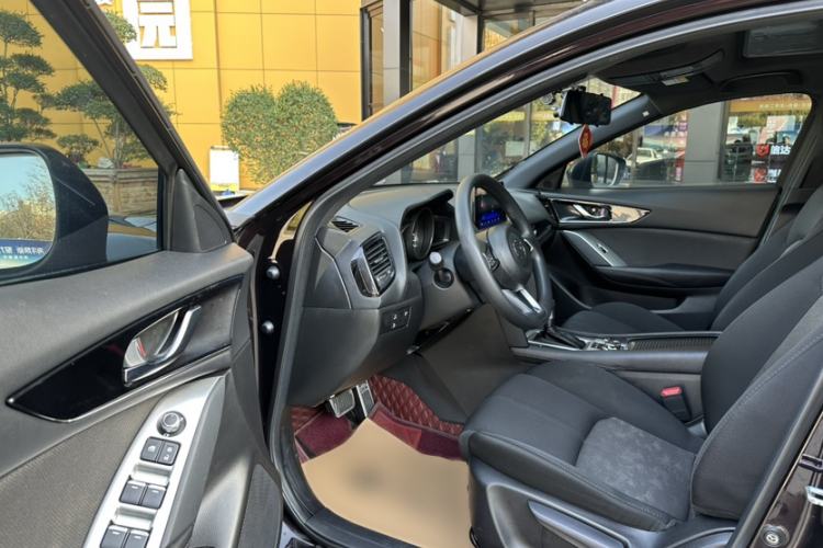 Used Mazda CX-4 2021 2.0L Automatic Two-Wheel Drive Blue Sky Dynamic Edition
