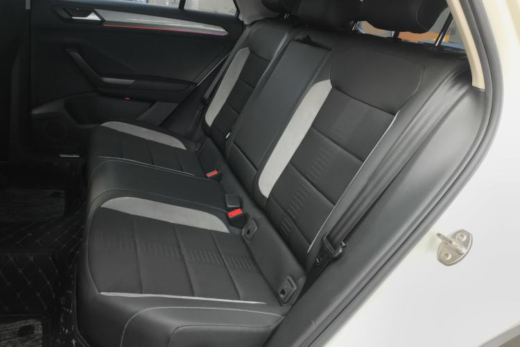 Used Volkswagen T-ROC 2019 230TSI DSG Two-Wheel-Drive Advanced Version China VI Standard