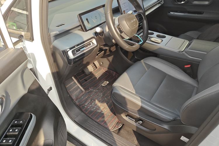 Used AION Y 2023 Plus 510 Enjoy Edition
