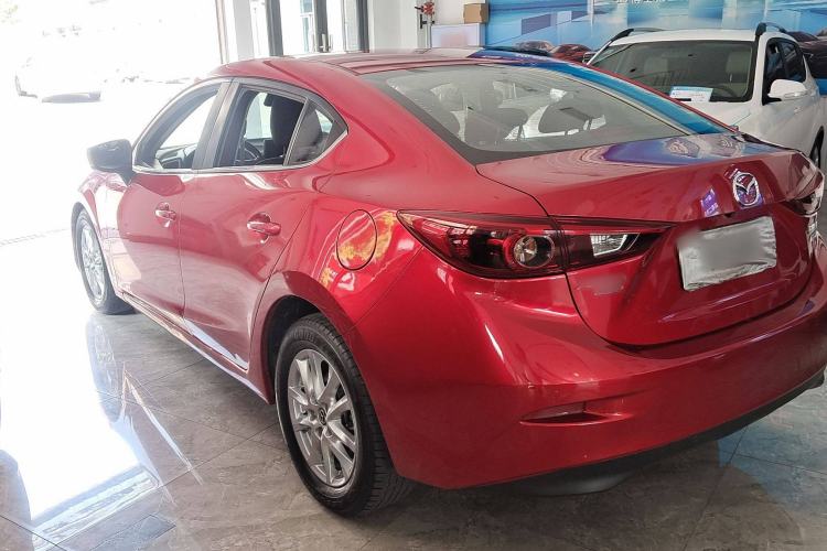 Used Mazda Mazda 3 Axela 2017 Sedan 1.5L Automatic Luxury Model Emission Standard China V
