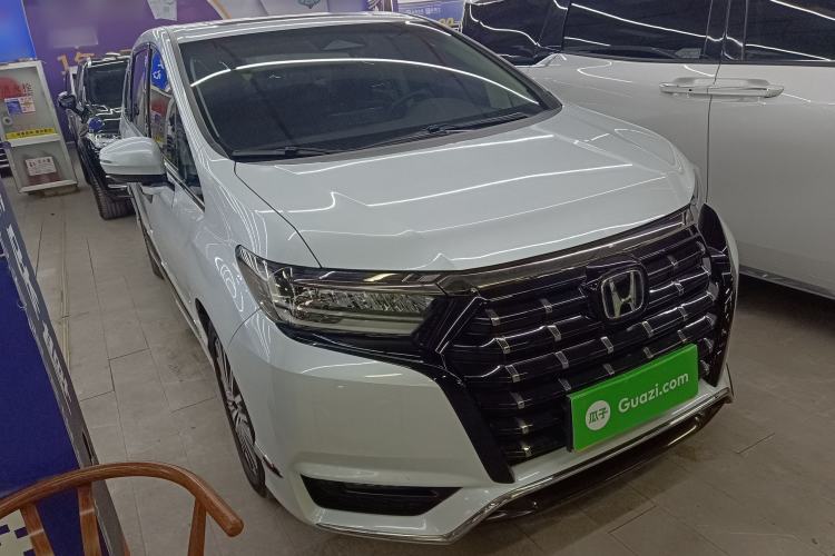 Used Honda Elysion 2024 2.0L eHEV Luxury Edition
