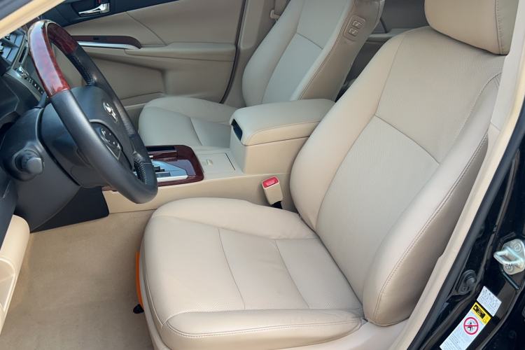 Used Toyota Camry 2013 2.0G Comfort Edition
