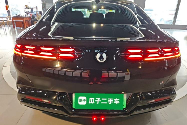 Used Denza Z9 2024 1100 km All-Wheel-Drive Ultra Version