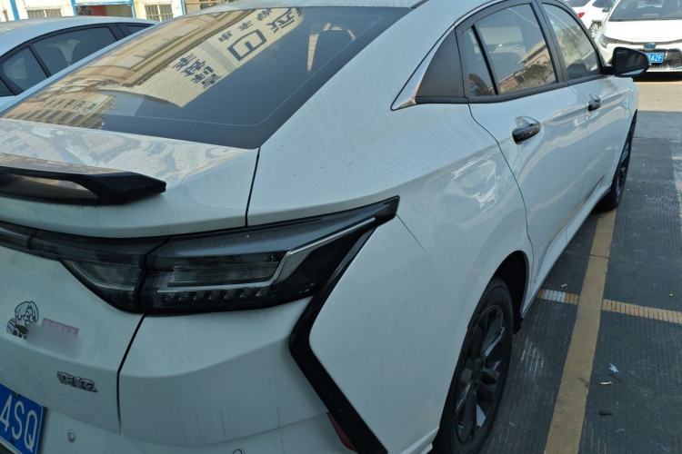 Used Dongfeng Aeolus Yixuan 2023 Mach Edition 1.5L Automatic Chasing Shadow Version