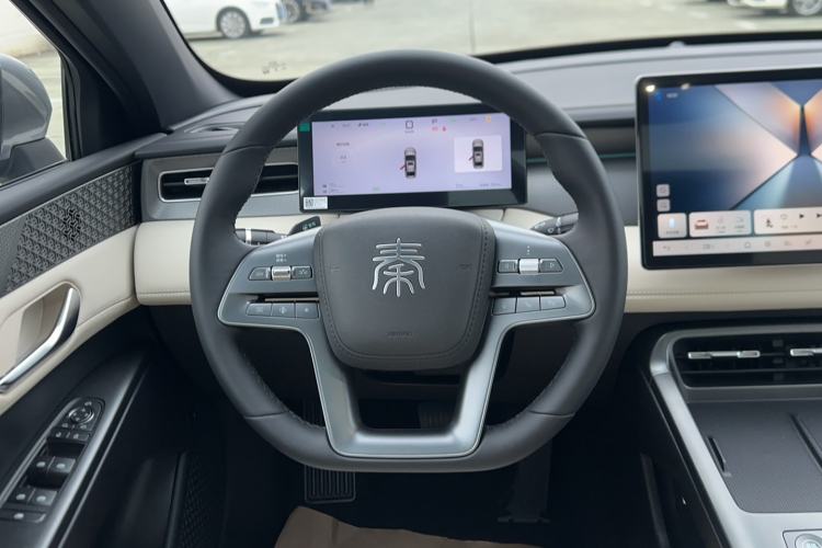 Used BYD Qin PLUS 2025 DM-i Smart Drive 120KM Superior Model