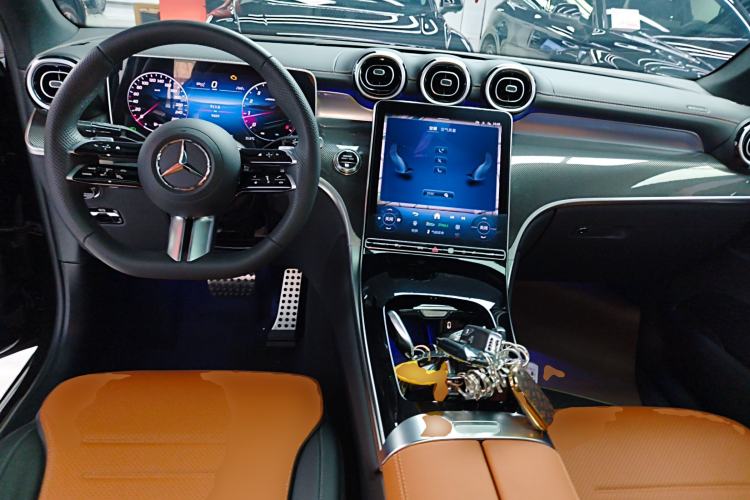 Used Mercedes-Benz GLC Coupe 2025-Year Restyled GLC 260 4MATIC Coupe SUV
