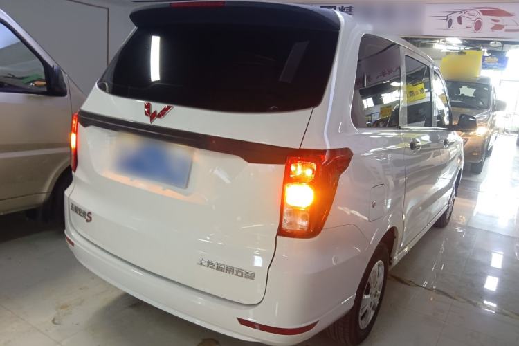 Used Wuling Hongguang 2021 1.5L Revised S Base Version with Electric Power Steering LAR
