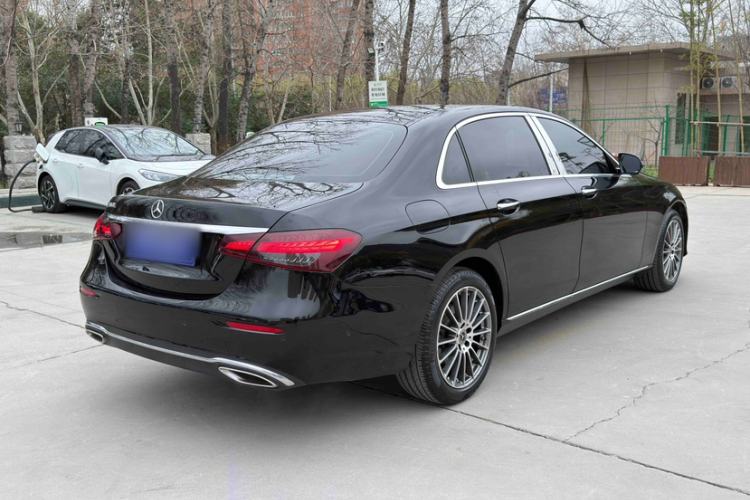 Used Mercedes-Benz E-Class 2023 E 260 L
