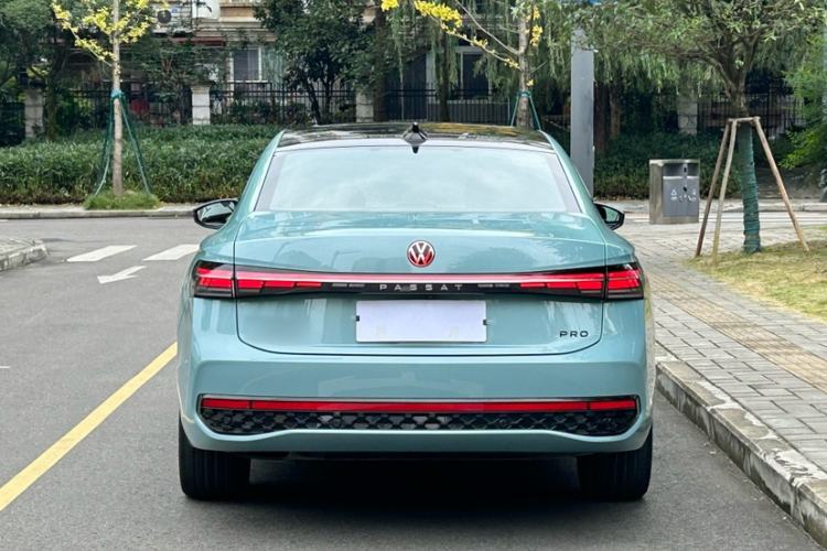 Used Volkswagen Passat 2025 Pro 380TSI Starry Dragon Luxury Edition
