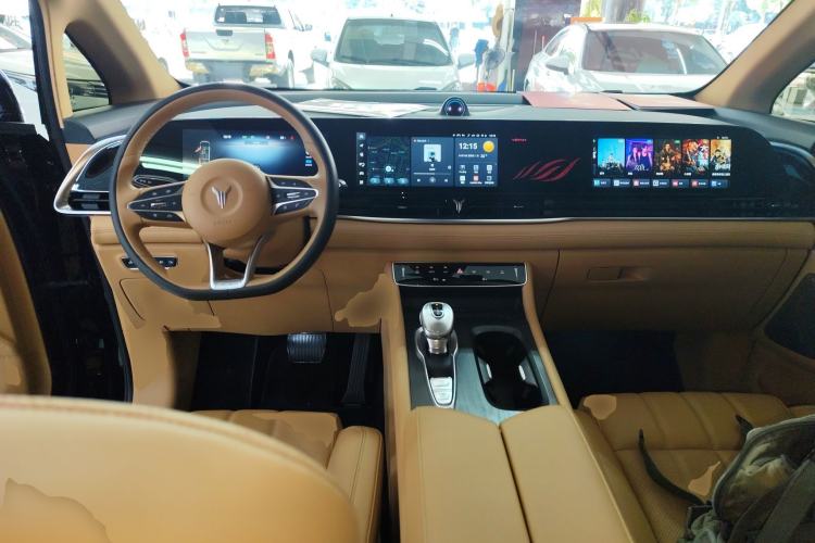 Used VOYAH Dream 2024 PHEV Extended-Range Premium Edition