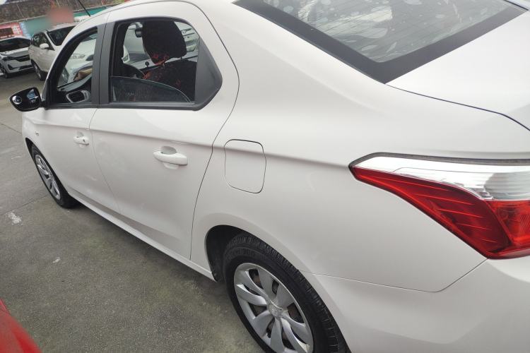 Used Citroen Elysee 2015 Zhishang Edition 1.6L Manual Fashion Model