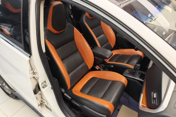 TDK.VehicleDetails.img