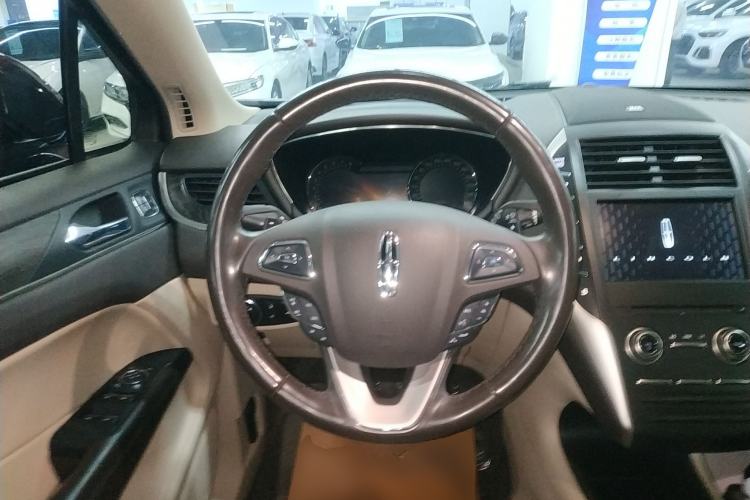 Used Lincoln MKC 2017 2.0T Two-Wheel-Drive Luxury Edition