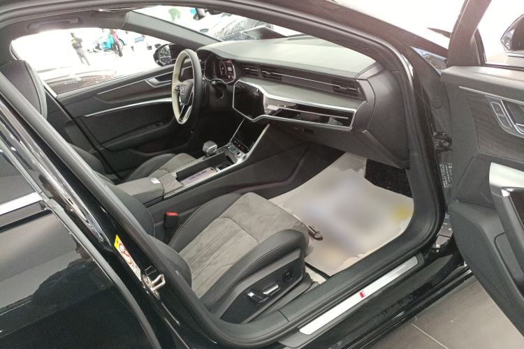 Used Audi A6L 2024 45 TFSI quattro Prestige Dynamic Edition
