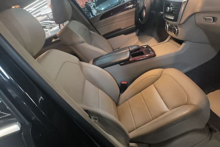 Used Mercedes-Benz M-Class 2015 ML 320 4MATIC