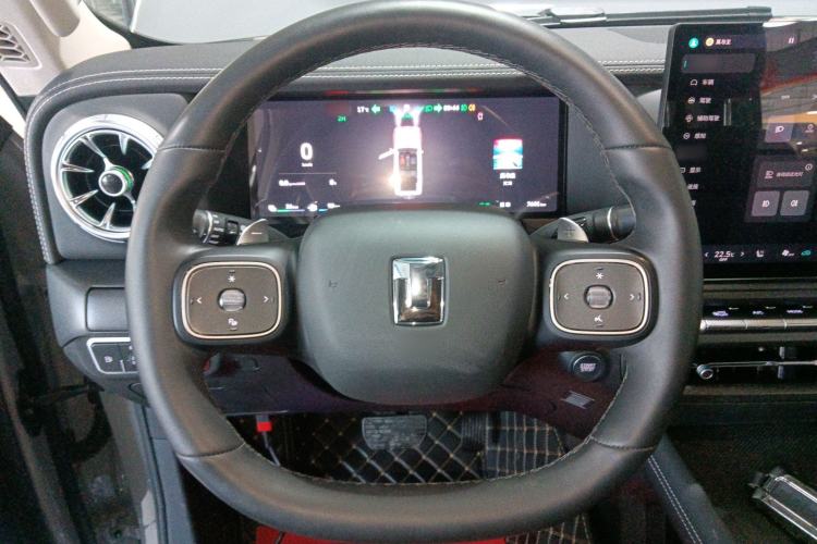 Used Tank 300 New Energy 2025 Hi4-T
