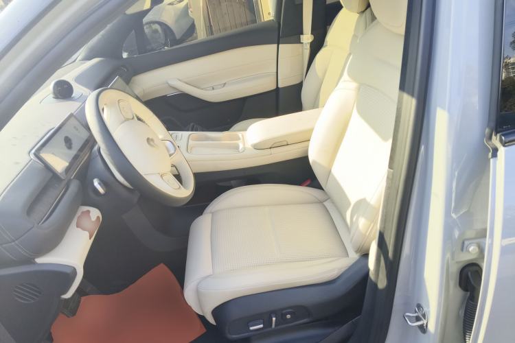 Used Nio ES6 2023 75 kWh
