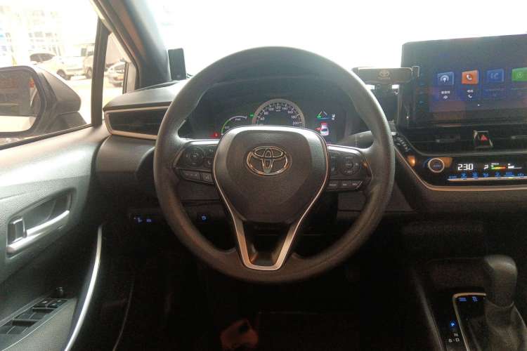 Used Toyota Levin 2022 Dual-Motor 1.8H E-CVT Leading Edition
