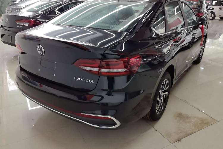 Used Volkswagen Lavida 2024 1.5L Automatic Full-Comfort Version
