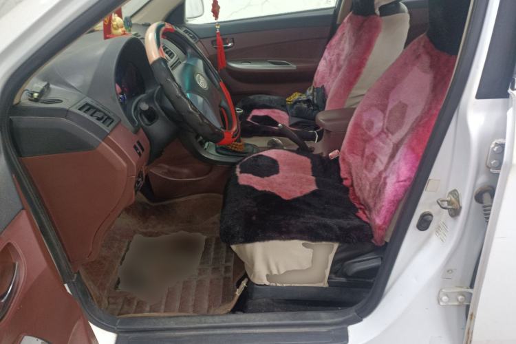 Used BYD L3 2015 Energy-Efficient Model 1.5L Manual Comfort Edition