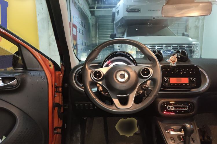 Used smart forfour 2016 1.0L 52 kW Passion Edition