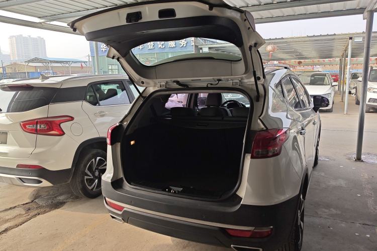 Used  Refine S3 2017 1.6L Manual Luxury Smart Model