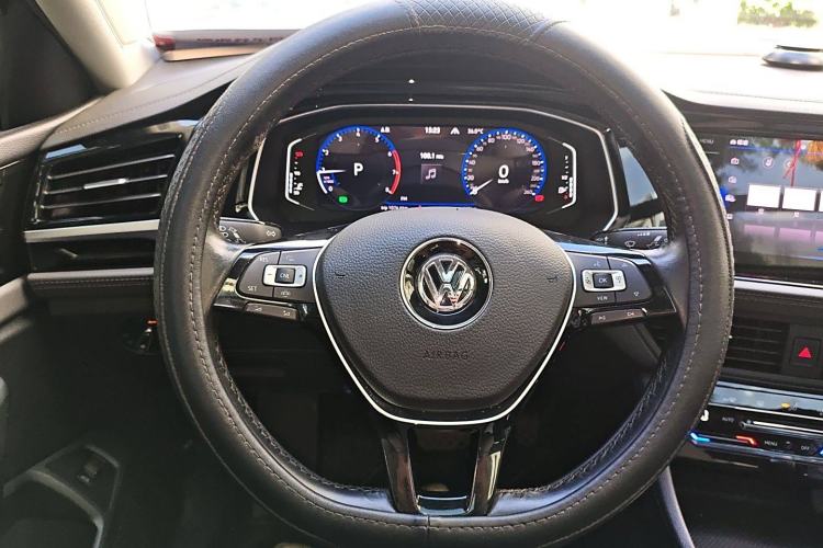 Used Volkswagen Sagitar 2021 280TSI DSG Luxury Smart Connectivity Edition
