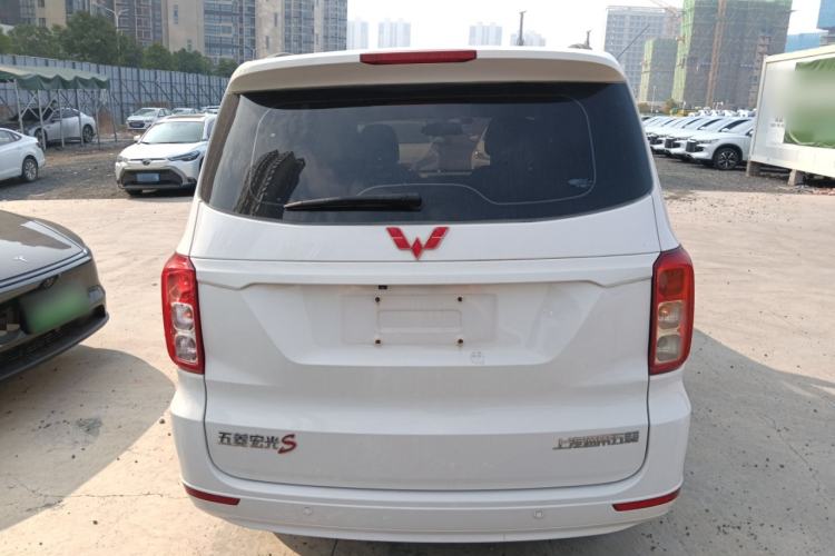 Used Wuling Hongguang 2018 1.5L S Comfort Model L2B
