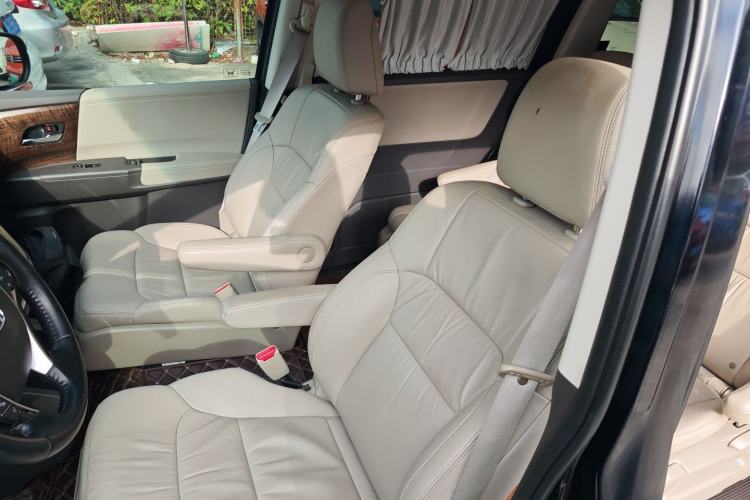 Used Honda Odyssey 2015 Updated Version 2.4L Smart Edition