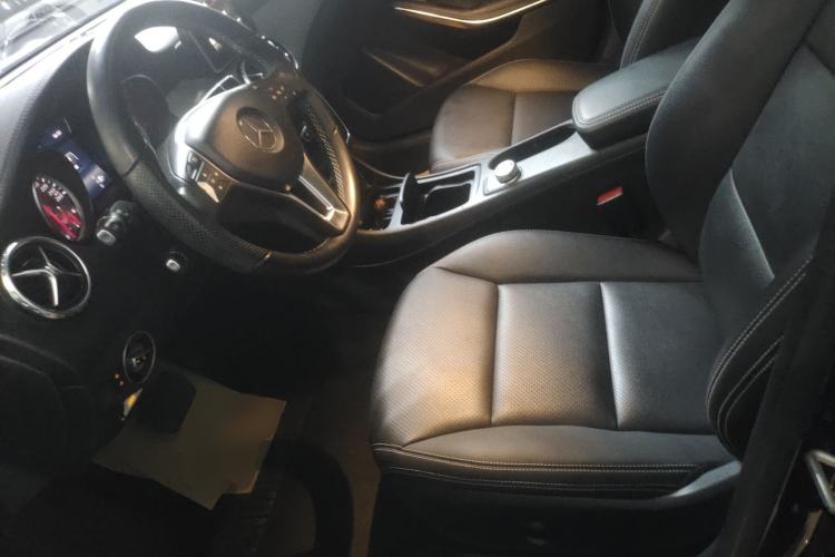 Used Mercedes-Benz GLA 2015 GLA 200 Fashion Model