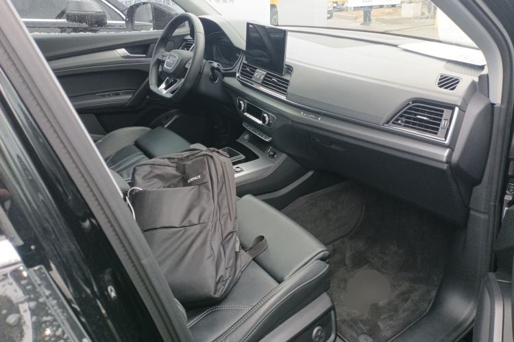 Used Audi Q5L 2021 40 TFSI Fashion Dynamic Model
