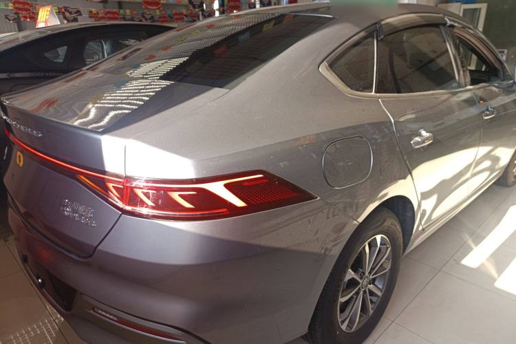 Used BYD Qin PLUS 2024 HONOR Edition DM-i 55KM Leading Model
