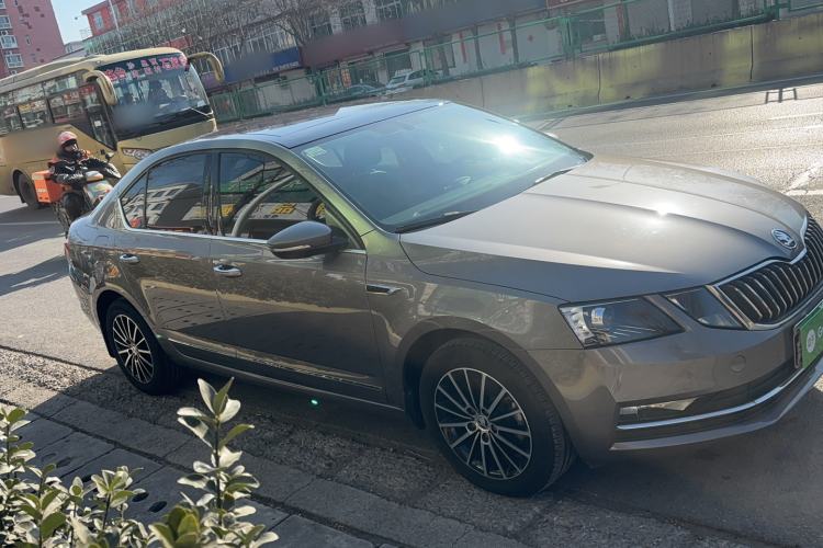 Used Skoda Octavia 2019 TSI230 DSG Luxury Edition
