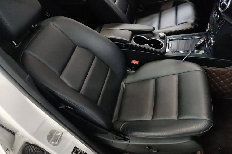 Used Mercedes-Benz GLK-Class 2013 Facelift GLK 300 4MATIC Fashion Edition