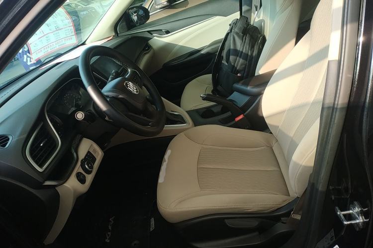 Used Buick GT 2015 15N Automatic Elite Version
