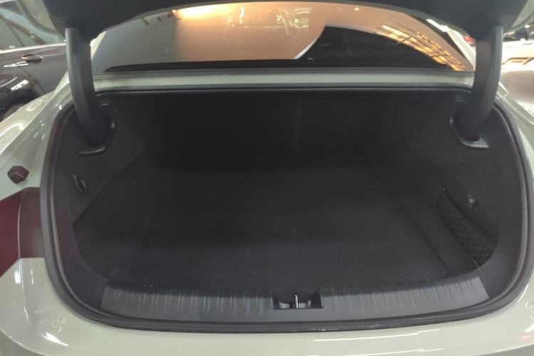 Used  SU7 2024 Four-Wheel Drive Ultra-Long Range Advanced Intelligent Driving Max Edition
