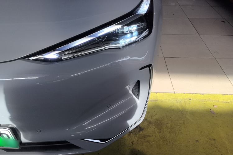 Used  E5 2024 530km Starship Edition
