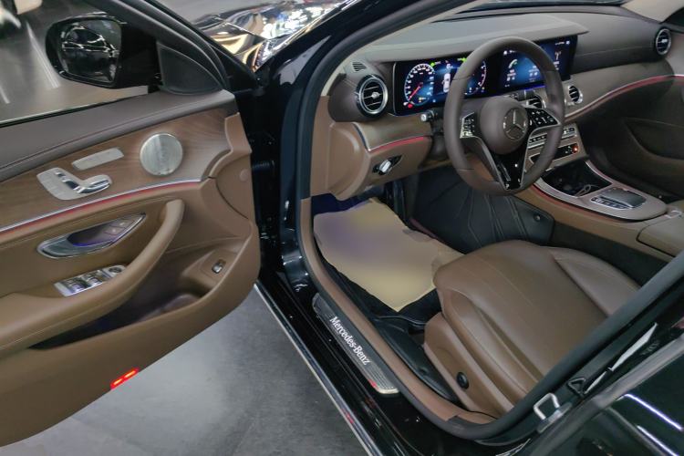 Used Mercedes-Benz E-Class 2021 Restyled E 300 L Luxury Edition
