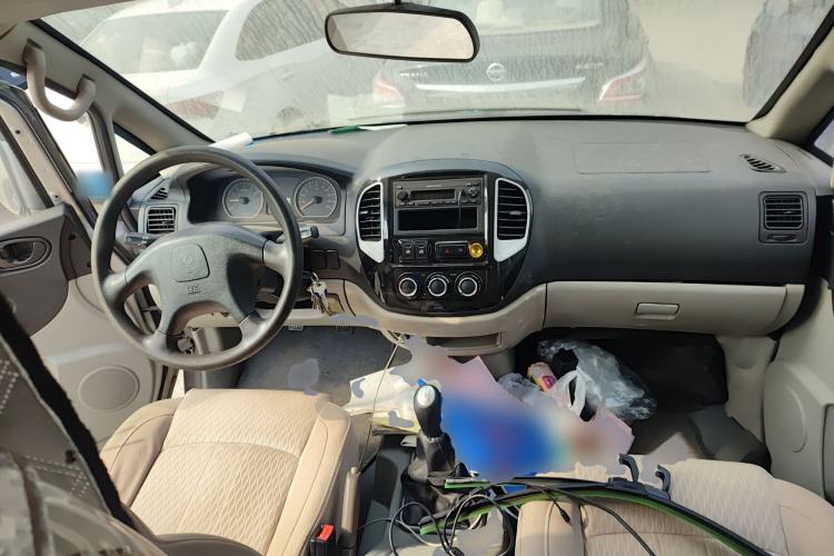 Used FORTHING Lingzhi 2016 M3L 1.6L 7-Seater Comfort Model