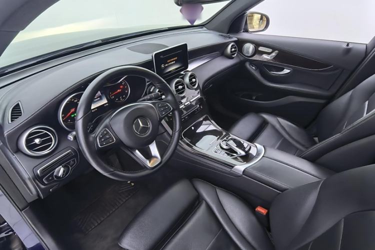 Used Mercedes-Benz GLC 2017 GLC 260 4MATIC Dynamic Edition
