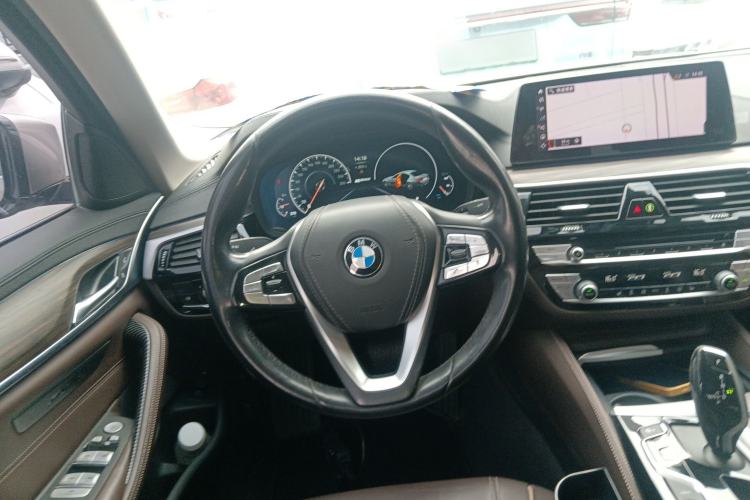 Used BMW 5 Series New Energy 2019 Updated Version 530Le Luxury Package
