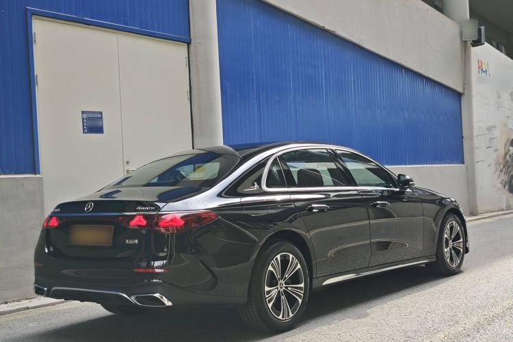 Used Mercedes-Benz E-Class 2024 Restyled E 260 L 4MATIC Sport Edition
