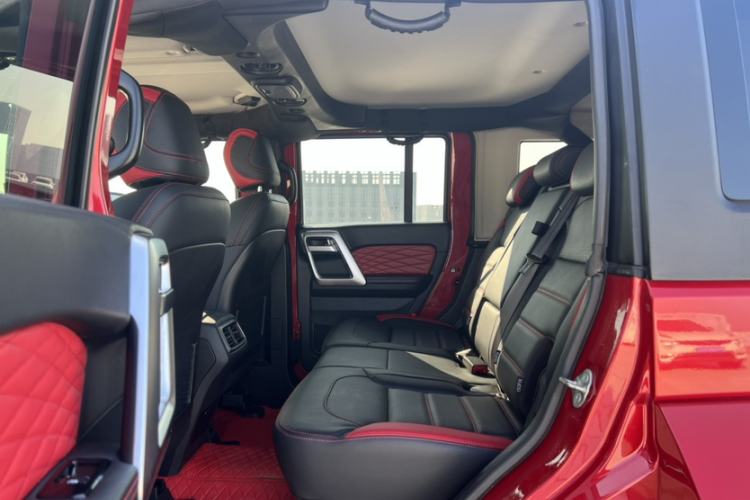 Used BAIC Off-Road BJ40 2023 2.0T Automatic Four-Wheel Drive Urban Hunter Edition Chivalrous Type
