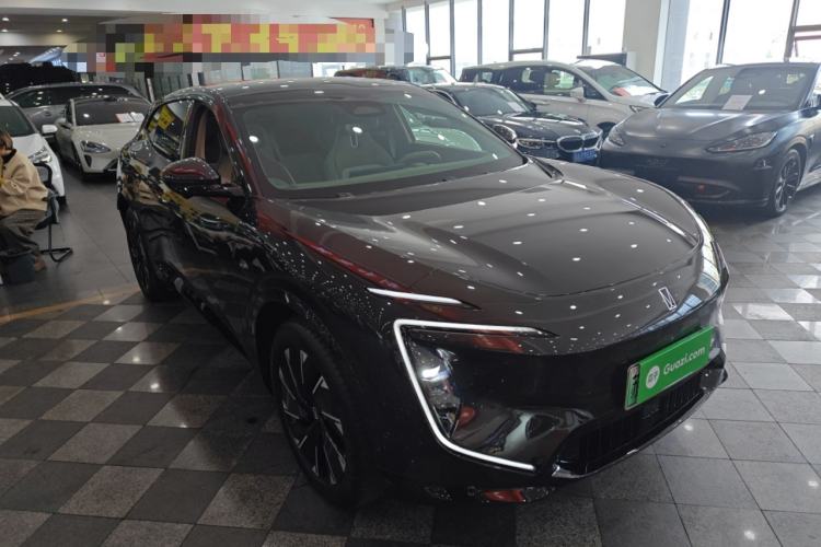 Used  07 2024 Pro+ All-Electric Version
