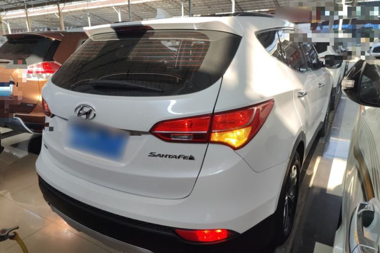 Used Hyundai Santa Fe 2015 2.0T Automatic Two-Wheel Drive Smart Version 5 Seats
