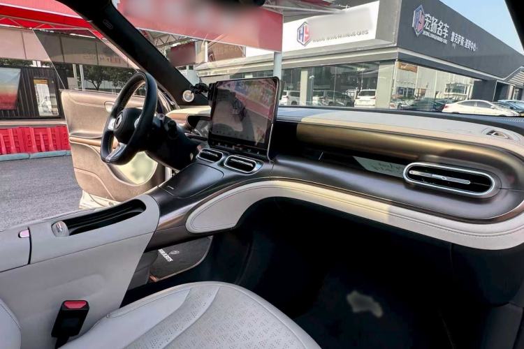 Used  #1 2022 Premium Edition