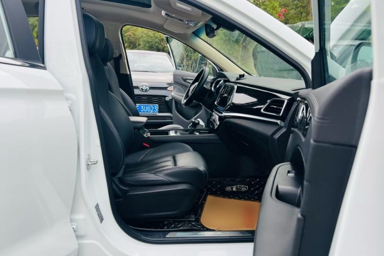 Used JETOUR X90 2019 1.5T DCT Smart Enjoyment Model 6 Seats China VI Standard