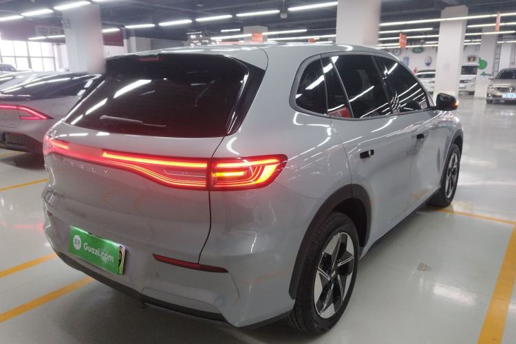 Used  E5 2024 530km Long-Range Version