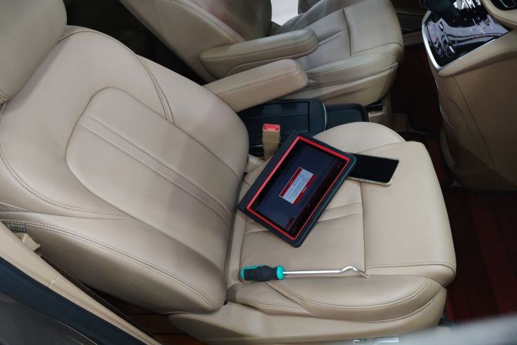 Used Buick GL8 2020 ES Land Cruiser 653T Luxury Edition
